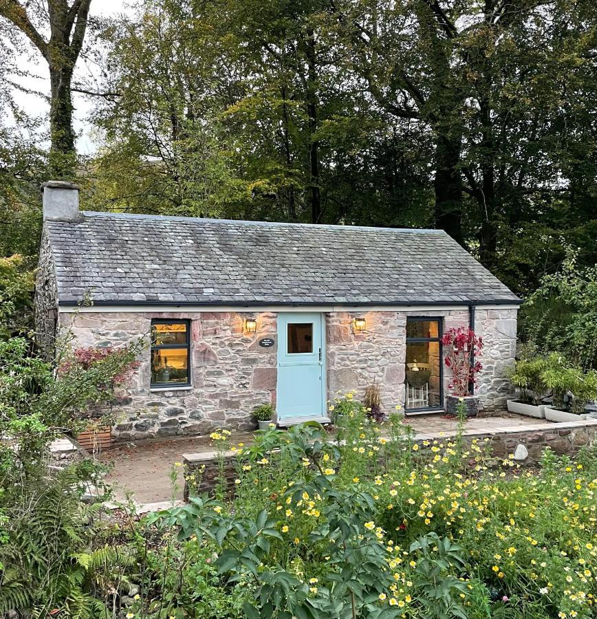 Vila Charming Stone Bothy At Loch Lomond Luss Exteriér fotografie