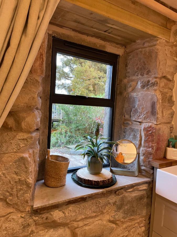 Vila Charming Stone Bothy At Loch Lomond Luss Exteriér fotografie