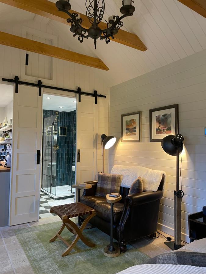 Vila Charming Stone Bothy At Loch Lomond Luss Exteriér fotografie